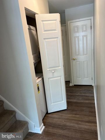 1423 KENNY COVE, Burlington, NJ 08016