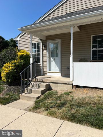 1423 KENNY COVE, Burlington, NJ 08016