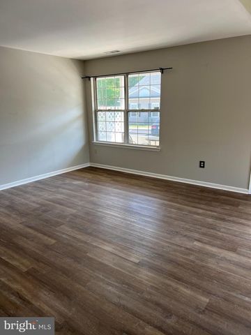 1423 KENNY COVE, Burlington, NJ 08016