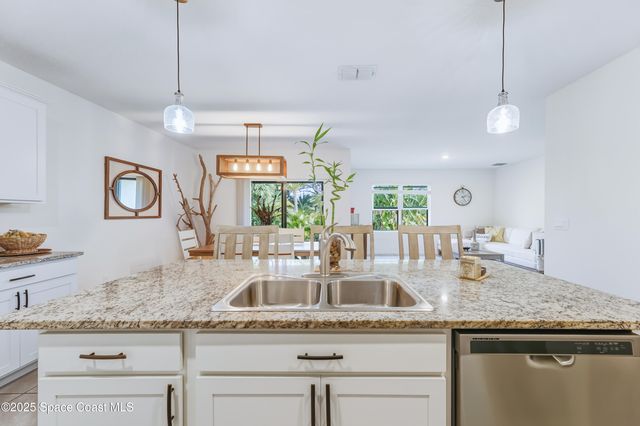 7339 Tourmaline Drive, Grant-valkaria, FL 32949