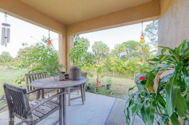 7339 Tourmaline Drive, Grant-valkaria, FL 32949