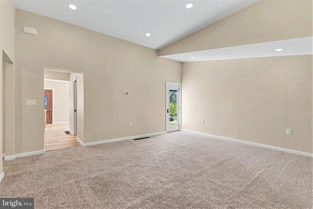 405 KAUFFMAN ST, Boiling Springs, PA 17007
