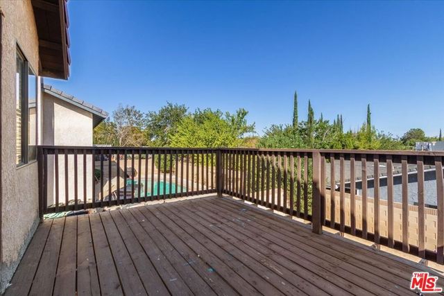 3021 W Avenue J4, Lancaster, CA 93536