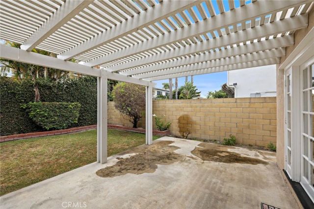 8211 Regency, La Palma, CA 90623