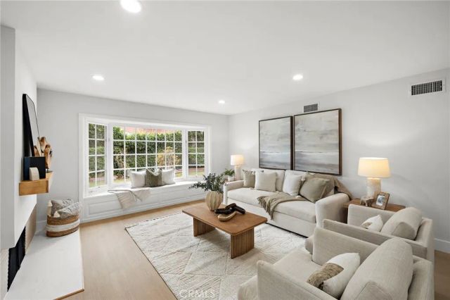 8211 Regency, La Palma, CA 90623