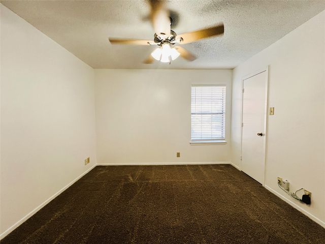929 W Hickory Street A5, Denton, TX 76201