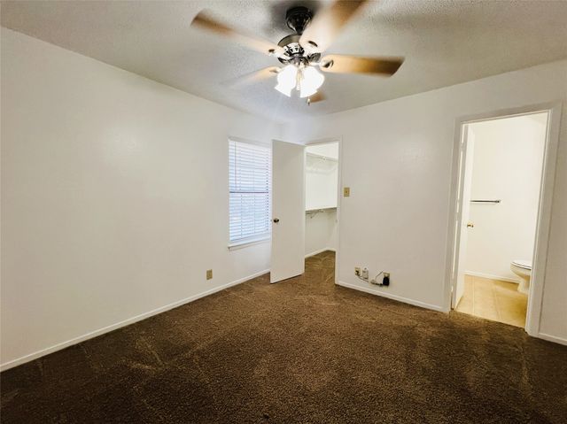 929 W Hickory Street A5, Denton, TX 76201