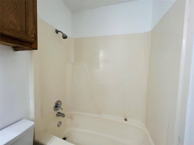 929 W Hickory Street A5, Denton, TX 76201