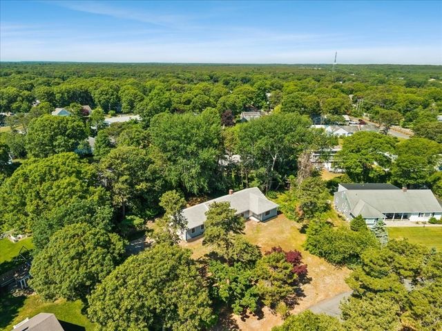 33 Runestone Rd, Yarmouth, MA 02664