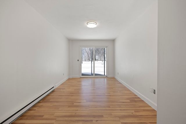 122 Union St B, Rockland, MA 02370