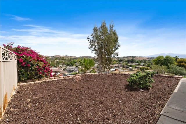 1820 Corona Avenue, Norco, CA 92860