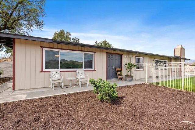 1820 Corona Avenue, Norco, CA 92860