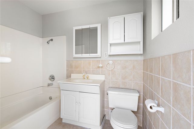 1820 Corona Avenue, Norco, CA 92860