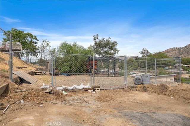 1820 Corona Avenue, Norco, CA 92860