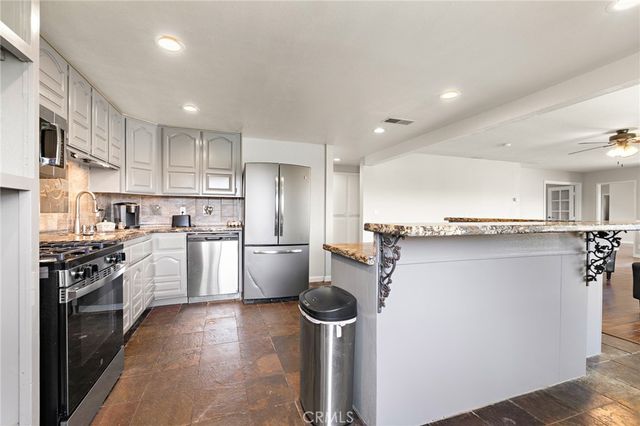 1820 Corona Avenue, Norco, CA 92860