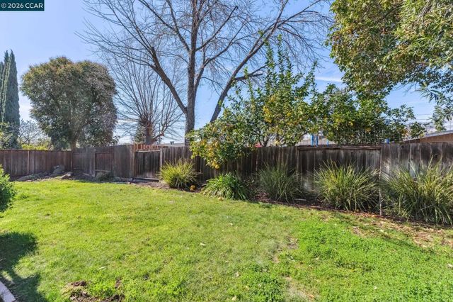 2819 Kay Ave, Concord, CA 94520
