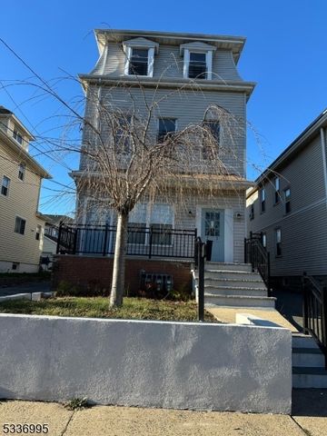 708 Jefferson Ave, Elizabeth City, NJ 07201