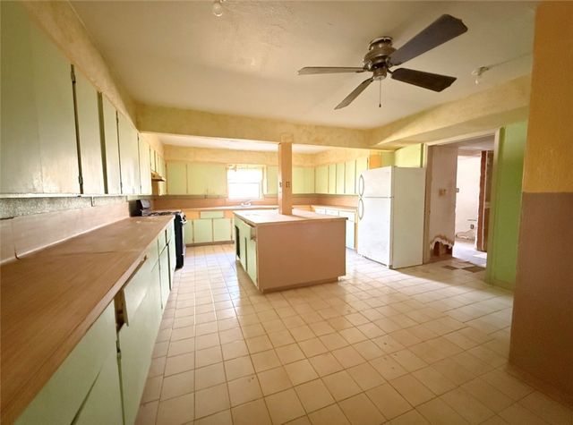 244 N County Road 1032, Kingsville, TX 78363