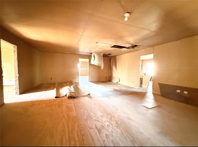 244 N County Road 1032, Kingsville, TX 78363