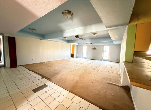 244 N County Road 1032, Kingsville, TX 78363