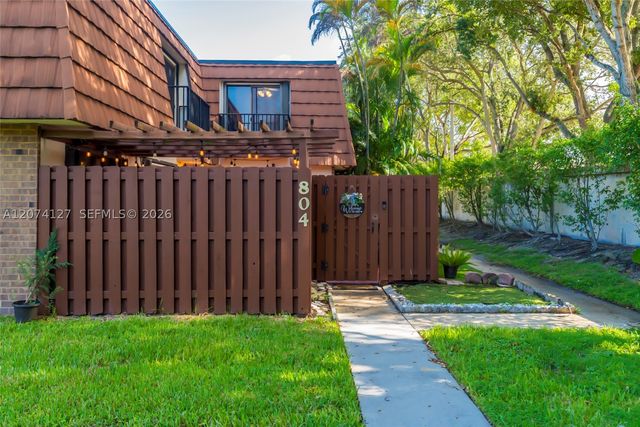 804 SW 119th Way 804, Davie, FL 33325