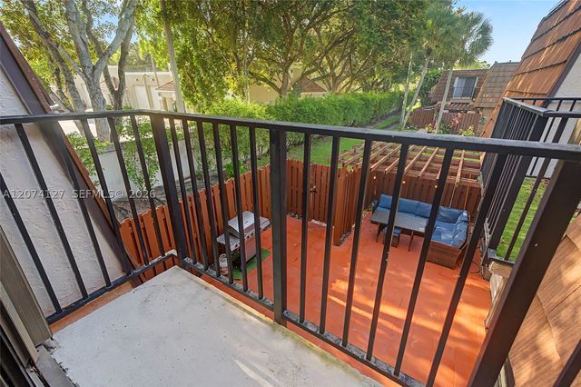 804 SW 119th Way 804, Davie, FL 33325
