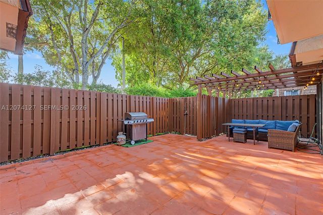 804 SW 119th Way 804, Davie, FL 33325