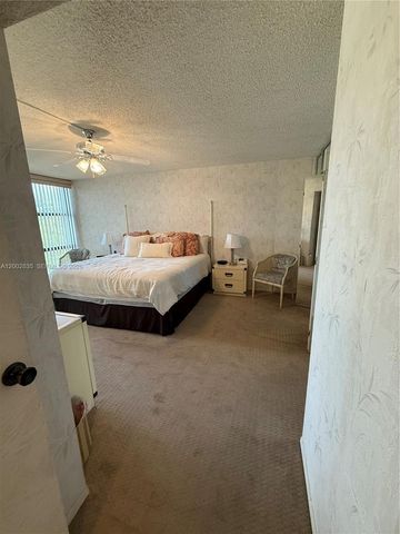 1000 Parkview Dr 407, Hallandale Beach, FL 33009