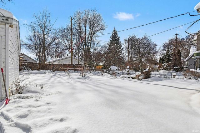 822 E Woodside Street, South Bend, IN 46614