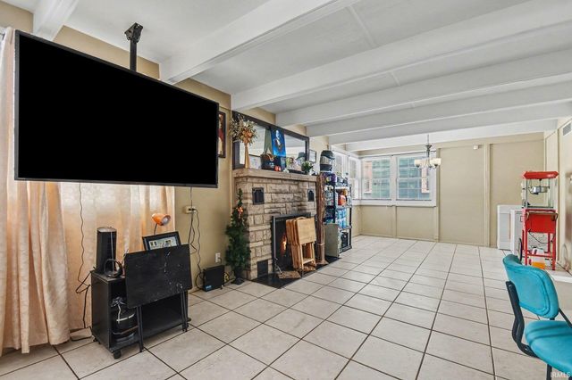 822 E Woodside Street, South Bend, IN 46614