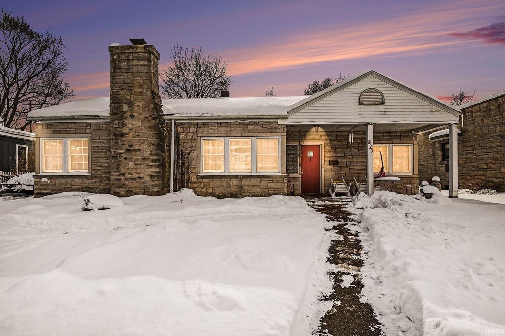 822 E Woodside Street, South Bend, IN 46614