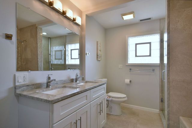 492 Bernice Court, Wheeling, IL 60090