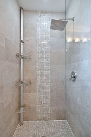 492 Bernice Court, Wheeling, IL 60090