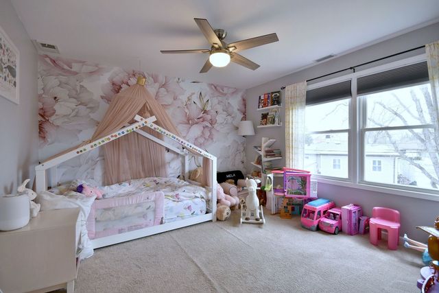 492 Bernice Court, Wheeling, IL 60090