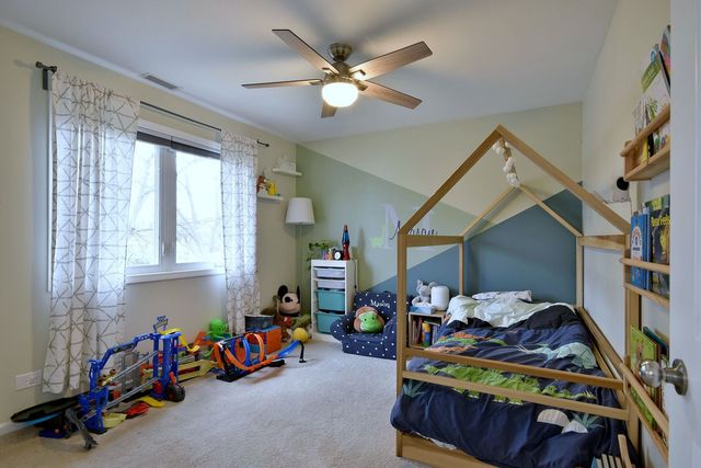 492 Bernice Court, Wheeling, IL 60090