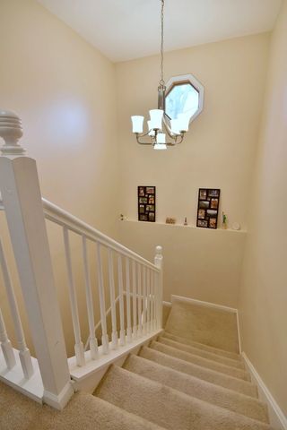 492 Bernice Court, Wheeling, IL 60090