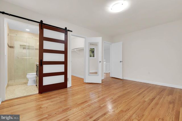 9235 E PARKHILL DR, Bethesda, MD 20814