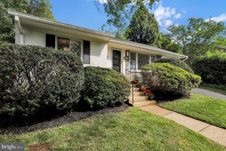 9235 E PARKHILL DR, Bethesda, MD 20814