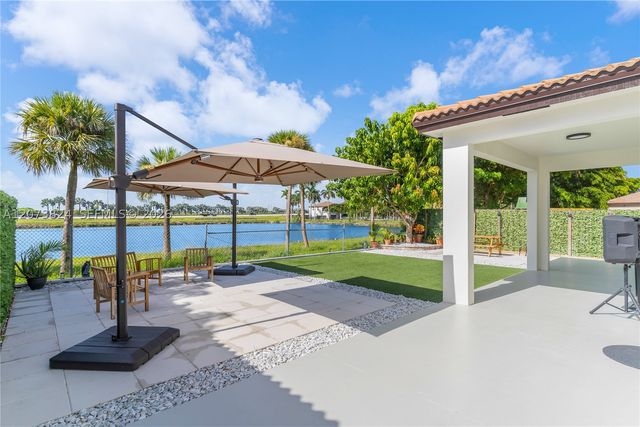 11938 SW 253rd Ter, Homestead, FL 33032