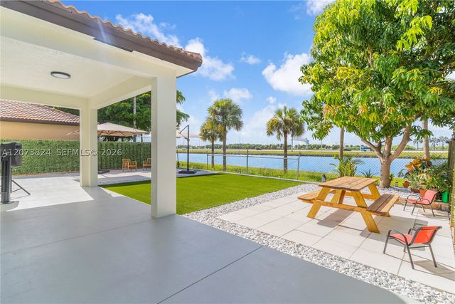 11938 SW 253rd Ter, Homestead, FL 33032