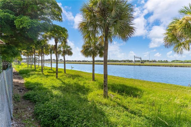 11938 SW 253rd Ter, Homestead, FL 33032