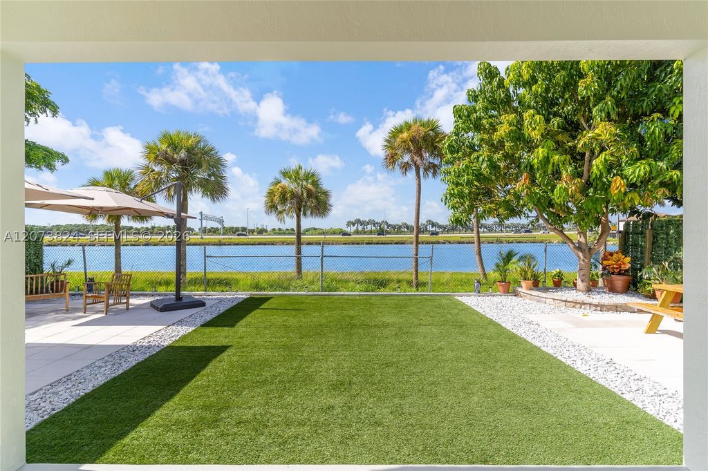 11938 SW 253rd Ter, Homestead, FL 33032