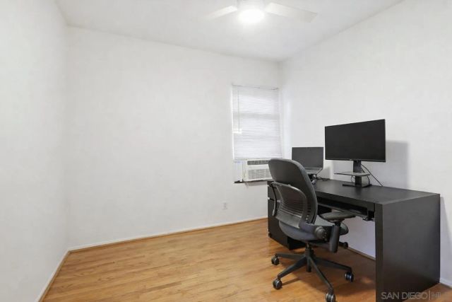 4695 51st St, San Diego, CA 92115