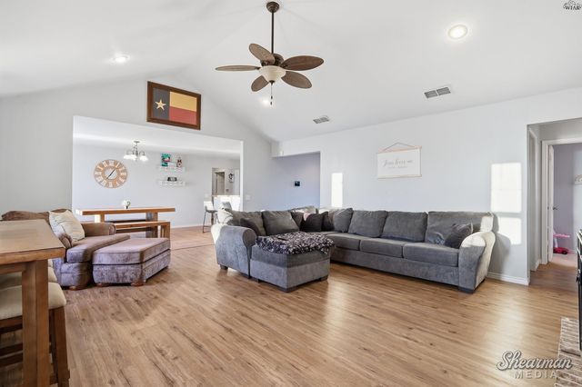 627 POCAHONTAS TRAIL, Wichita Falls, TX 76310