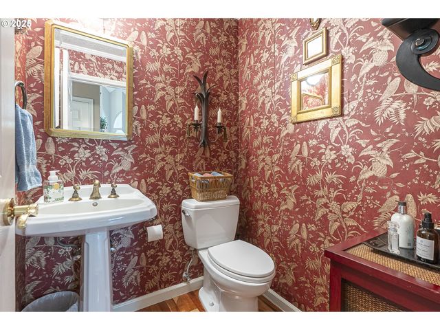 2770 Ne ROBERTS Ln, Newberg, OR 97132