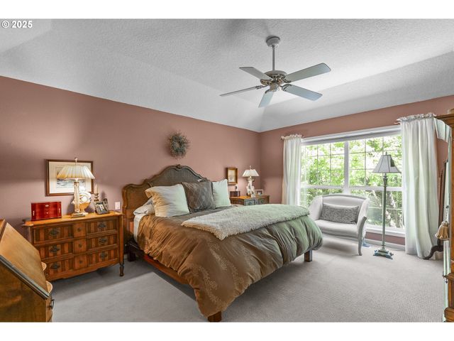 2770 Ne ROBERTS Ln, Newberg, OR 97132