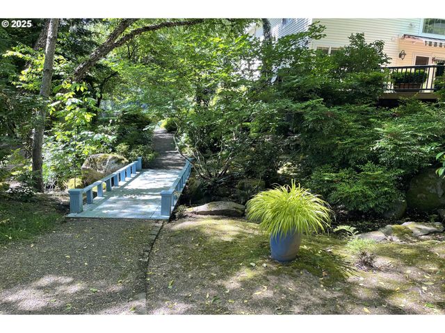 2770 Ne ROBERTS Ln, Newberg, OR 97132