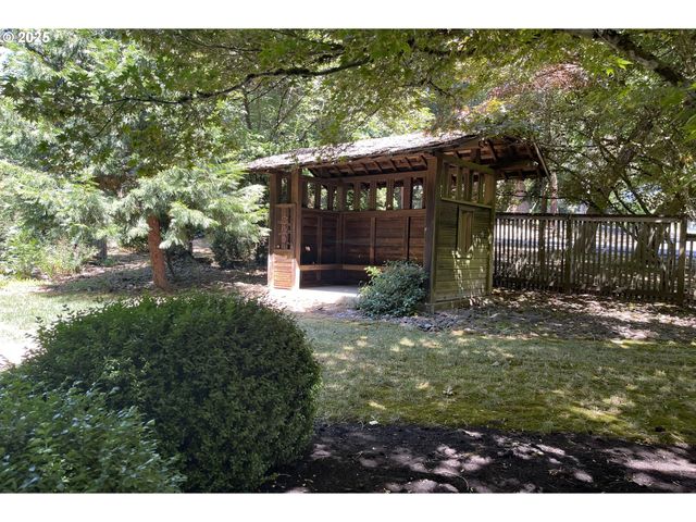 2770 Ne ROBERTS Ln, Newberg, OR 97132