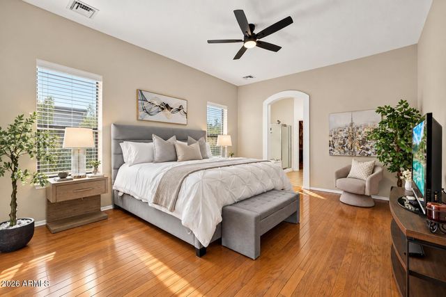 89 E ELGIN Street, Gilbert, AZ 85295
