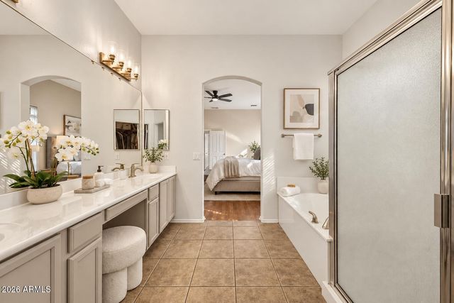 89 E ELGIN Street, Gilbert, AZ 85295